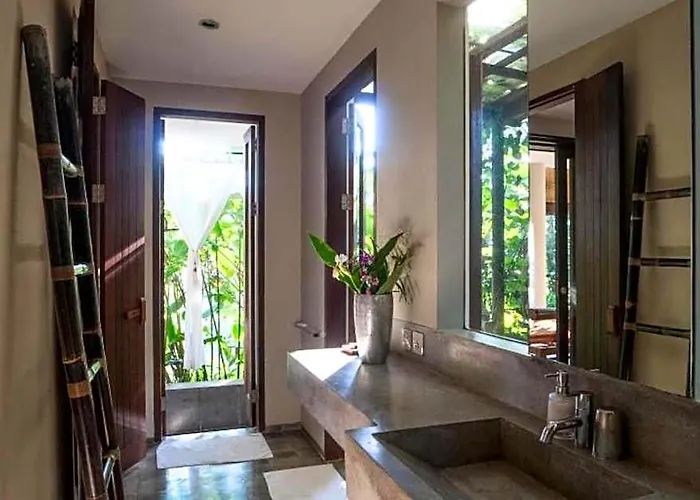 Villa Calm 5 Bedroom Private With Rice Field View Zn09